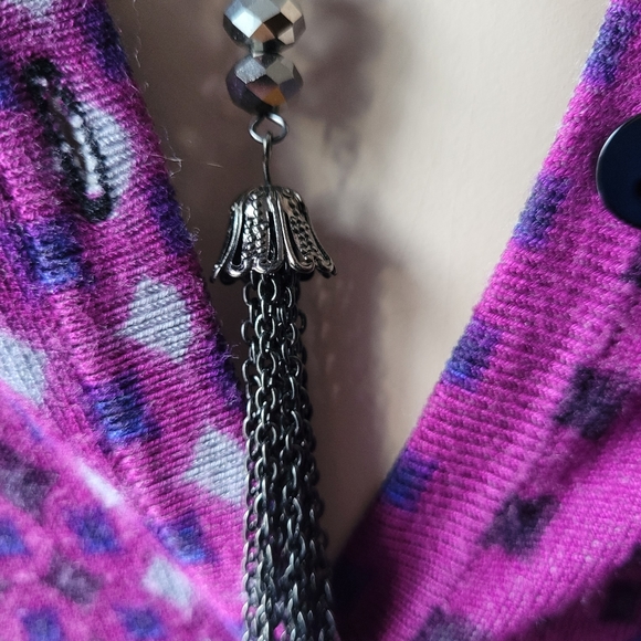 Necklace - Picture 2 of 5